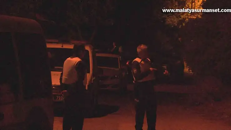 uzun namlulu ağır silahlı şüpheli ihbarı polisi harekete geçirdi