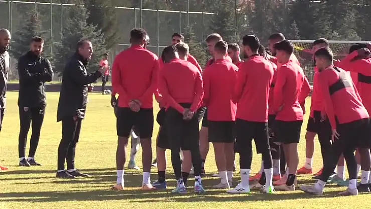 Kayserispor Anadolu Derbisi Ne Mutlak Galibiyet Hedefiyle Hazırlanıyor