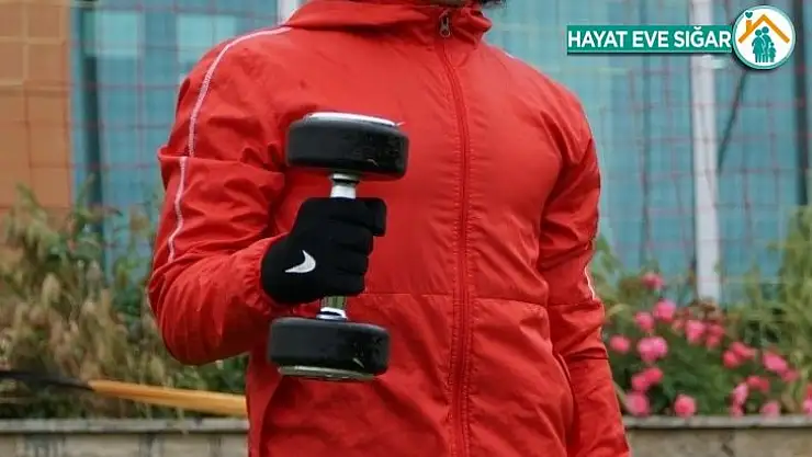 Kayserisporlu Emre Demir: 'Hak ettiğimiz ligde kalacağız'