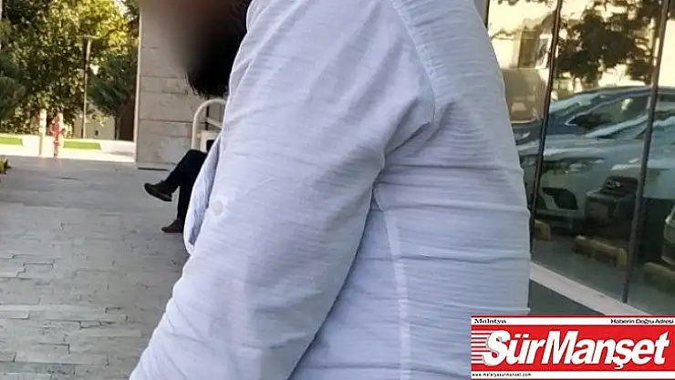 Kaza yapınca sinirlenip kendi aracına tabancayla ateş etti