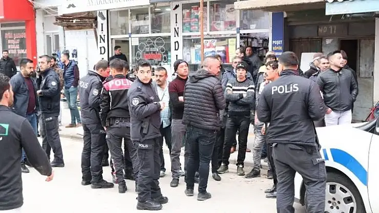 Kendilerini polis olarak tanıtıp gasp yapan 6 kişi yakalandı