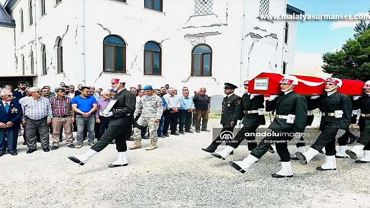 Kıbrıs gazisi memleketi Malatya'da son yolculuğuna uğurlandı