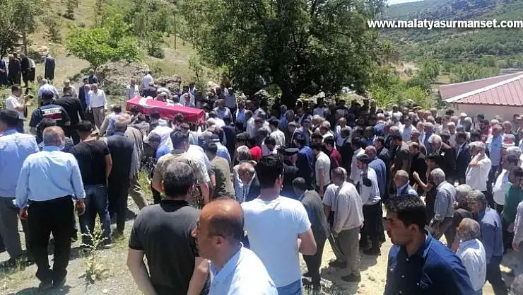 Kıbrıs gazisi son yolculuğuna uğurlandı