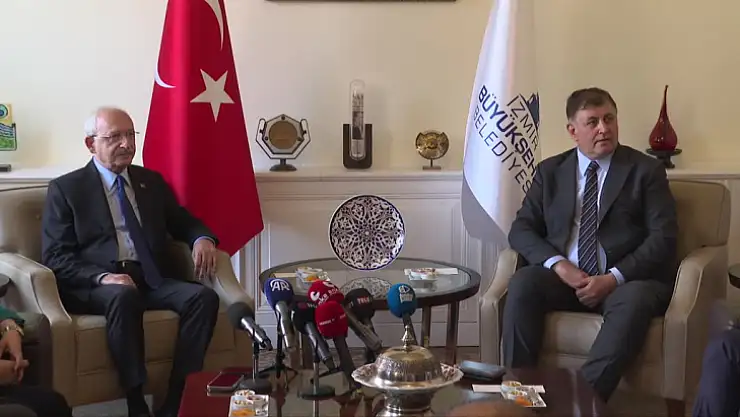 Kılıçdaroğlu İzmir Büyükşehir Belediyesini Ziyaret Etti