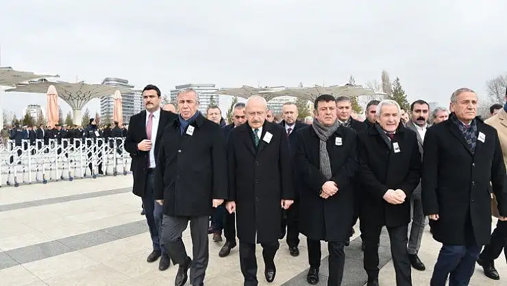 Kılıçdaroğlu Malatyalı Şehidin Cenazesine Katıldı