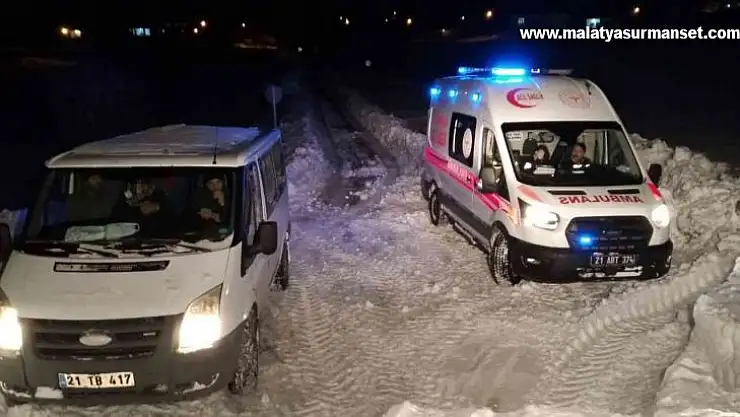 Kırsalda kardan kapanan 5 bin 812 kilometre yol ulaşıma açıldı