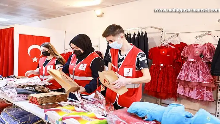 Kızılay'dan 500 Bin Kişiye Bayramlık Kıyafet
