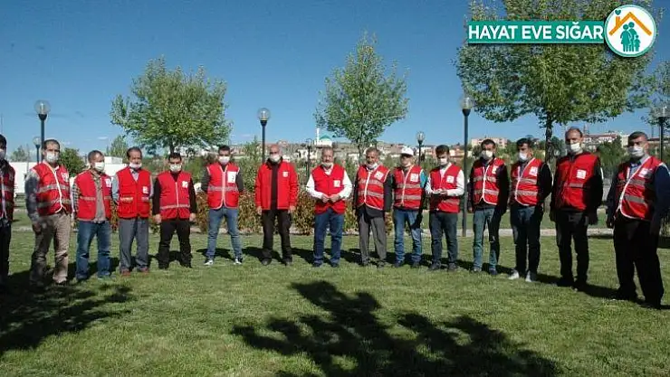Kızılay'dan maddi durumu düşük ailelere yardım