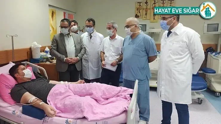Kızılay Kan Merkezi Müdürünün kök hücre bağışı, kanser hastasına umut oldu