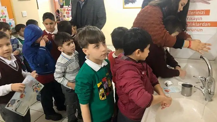Kızılcahamam'da doğru el yıkamayı öğrettiler