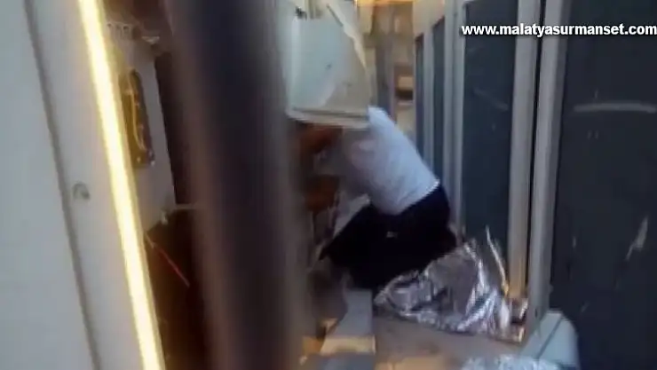 Klima hırsızı caminin gaz tankını sökerken bekçilere yakalandı