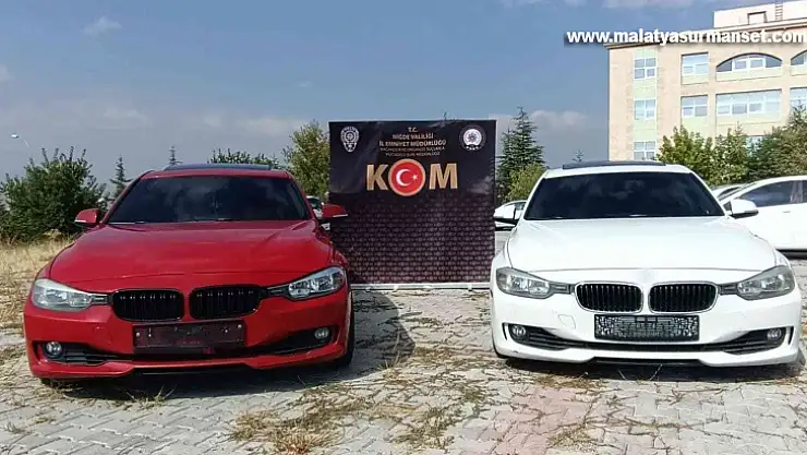 KOM ekipleri 2 lüks otomobil ele geçirdi