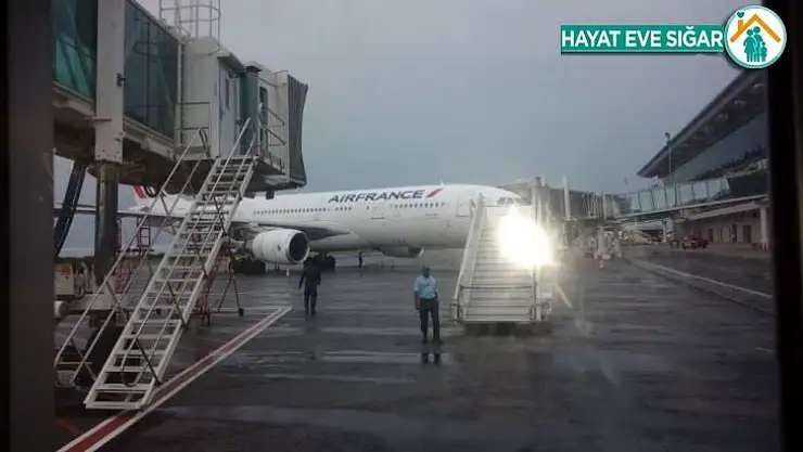 Kongo'da Fransa'ya ait sivil uçağa ateş açıldı