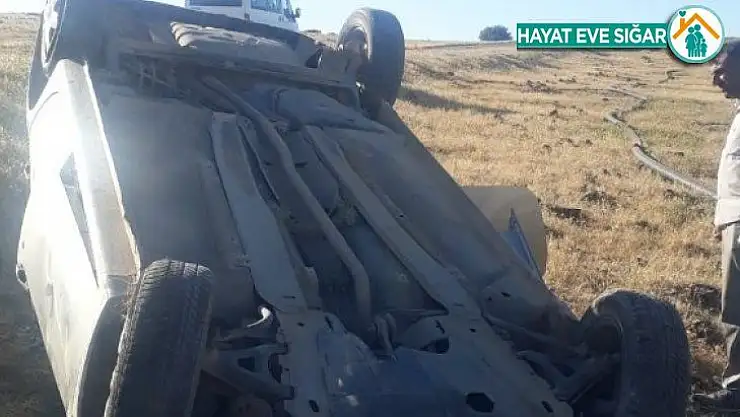 Kontrolden çıkan araç takla attı:3 yaralı