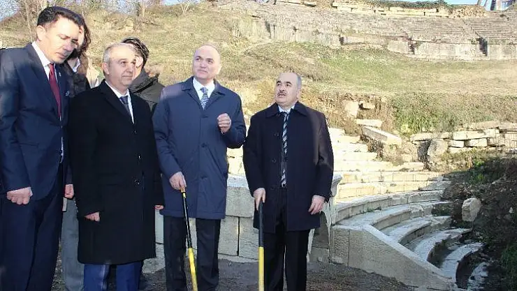 Konuralp'te tarih gün yüzüne çıkıyor