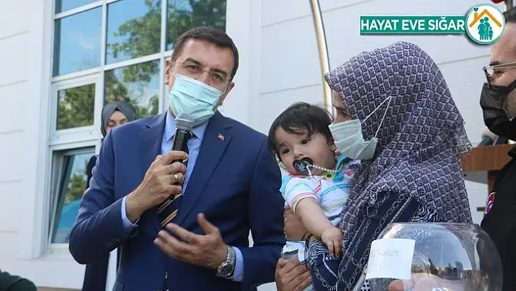 Konut kurasında ismi çıkan depremzedeler, duygu dolu anlar yaşadı