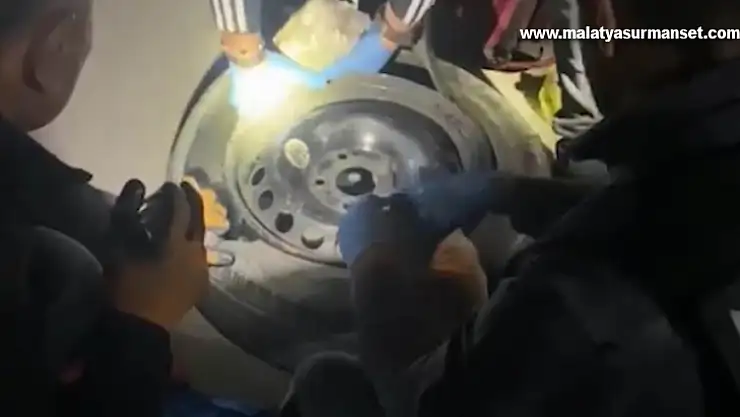 stepneye zulalı 5 kilo 252 gram uyuşturucu ele geçirildi