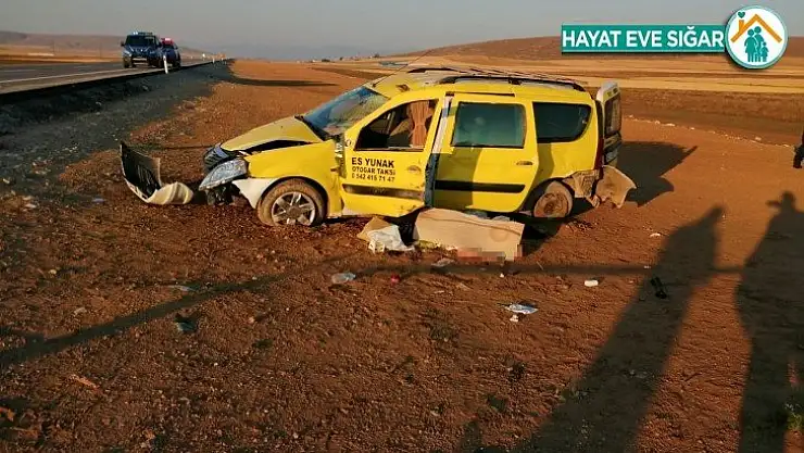 Konya'da ticari taksi şarampole devrildi: 1 ölü, 5 yaralı