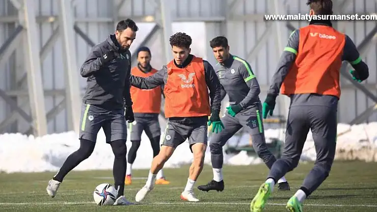 Konyaspor, Beşiktaş'a hazırlanıyor