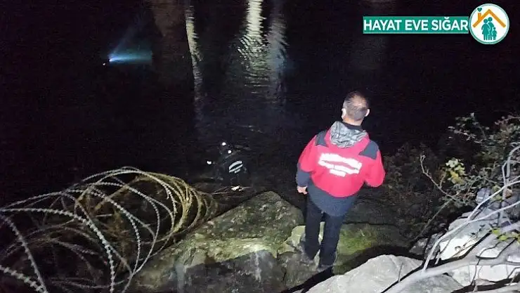 Köprüden baraj gölüne atlayan kadın bulunamadı