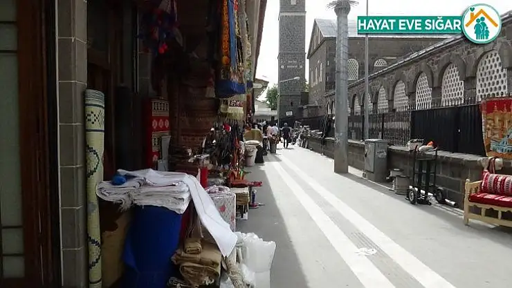 Korona virüs Diyarbakır'da bayram alışverişini olumsuz etkiledi