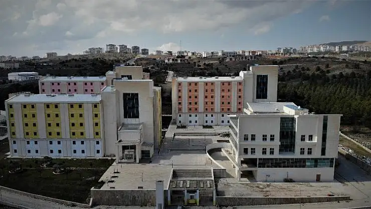 Korona virüsle mücadele eden sağlık çalışanlarına yurt tahsis edildi
