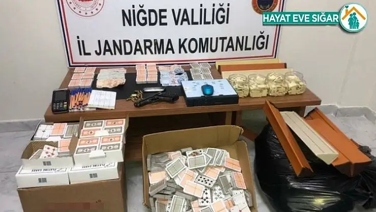 Kumar oynamak için ev kiraladılar