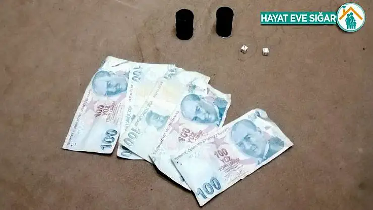 Kumar oynayan 3 kişiye 13 bin 125 TL ceza kesildi