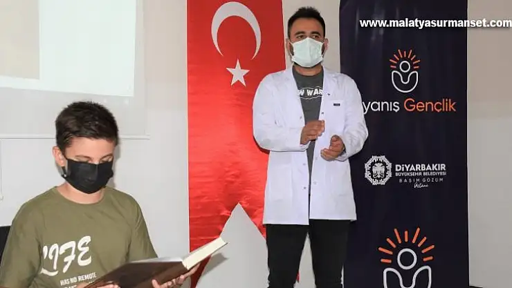 Kur'an-ı Kerim'e geçen öğrenciler başarı belgelerini aldı