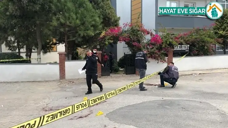 Kuşadası'nda bıçaklı cinayet