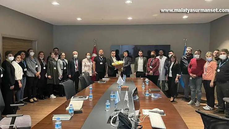 Liv Hospital Gaziantep'te bayrak değişimi