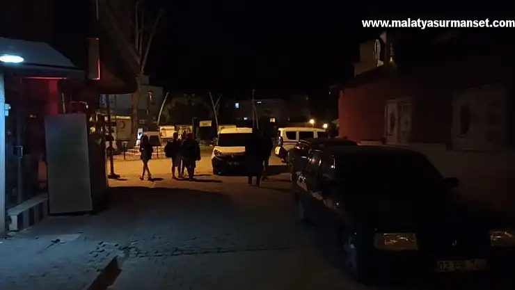 Magandalar gecenin sessizliğini silah sesleriyle bozdu