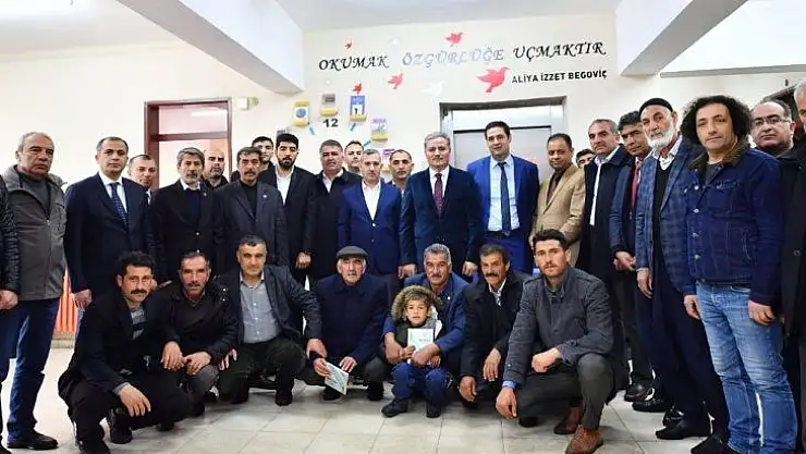 Mahalle toplantısı düzenlenip okul ziyaret edildi