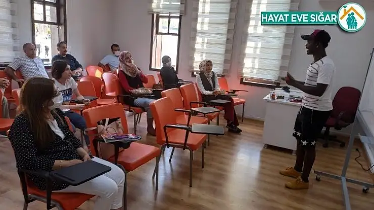 Malatya Büyükşehir, İngilizce eğitimlerine devam ediyor