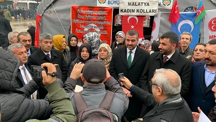Malatya'da 'Doğu Türkistan' konulu fotoğraf sergisi açıldı