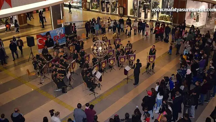 Malatya'da 29 Ekim coşkusu