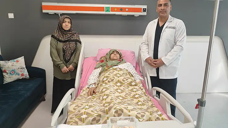 15 yıldır geçmeyen diz ağrısının altından inanılmaz bir neden çıktı!