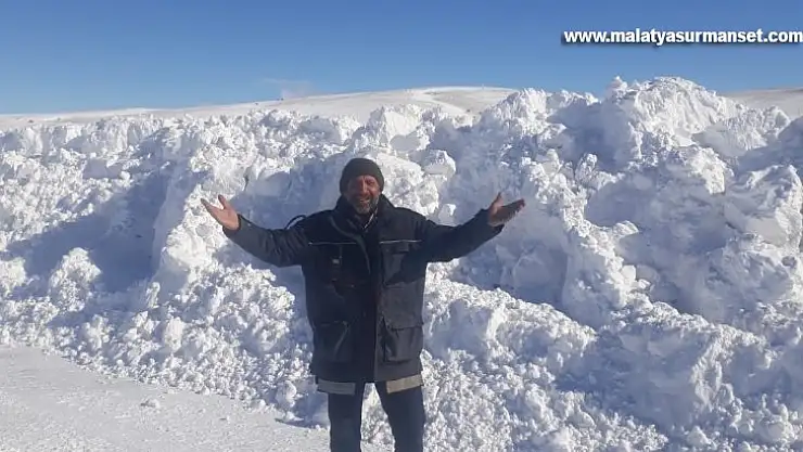 Malatya'da çiftçilerden kar sevinci