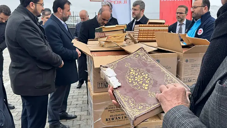 Malatya'da Deprem Sonrası Kur'an-ı Kerim Yenileme Kampanyası Başladı