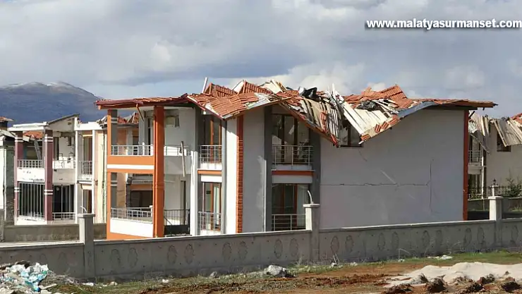 Malatya'da depremin vurduğu milyonluk 65 villa harabeye döndü