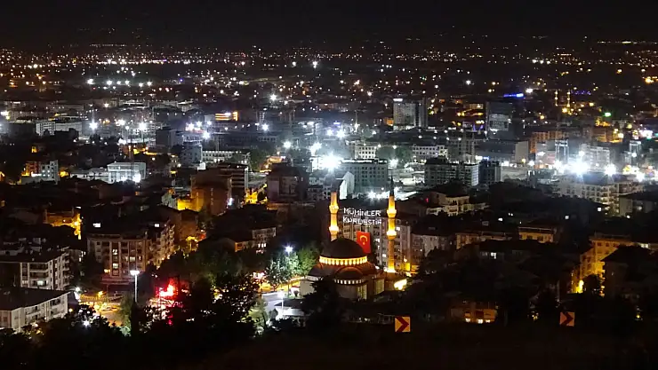 Kimse Uyuyamadı… Malatya 00.13'te Tek Ses Oldu!