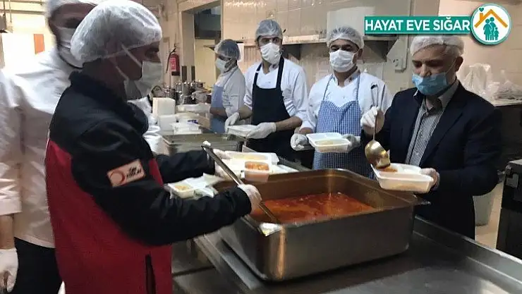 Malatya'da her gün 3 bin kişiye sıcak iftarlık
