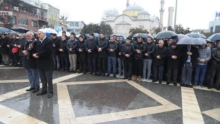 Malatya'da İdlib şehitleri için gıyabi cenaze namazı kılındı