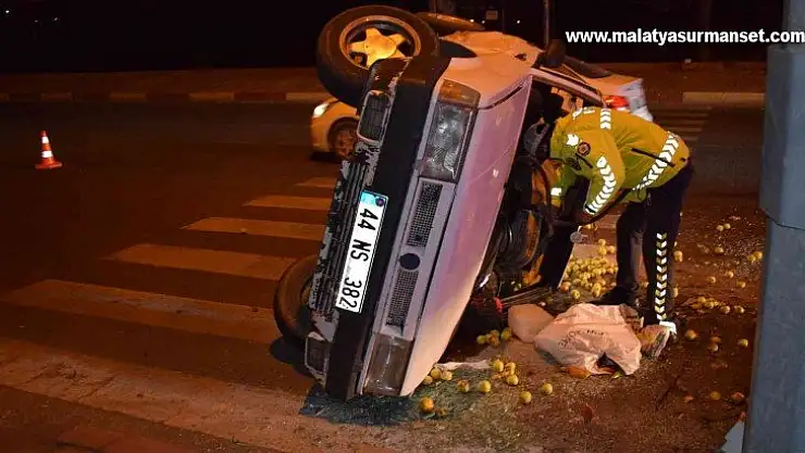 Malatya'da iki otomobil çarpıştı: 3 yaralı
