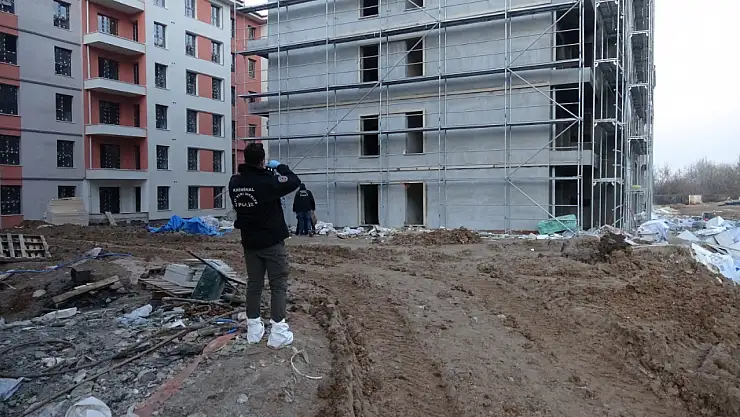 Malatya'da inşaatın çatısından düşen işçi ağır yaralandı