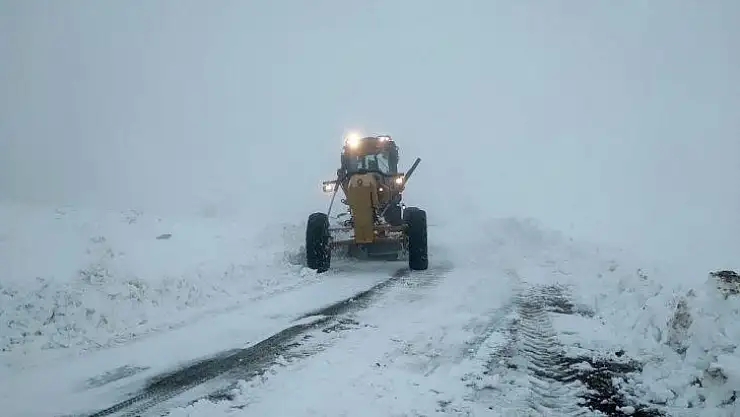 Malatya'da kar nedeniyle 51 kırsal mahalleye ulaşılamıyor