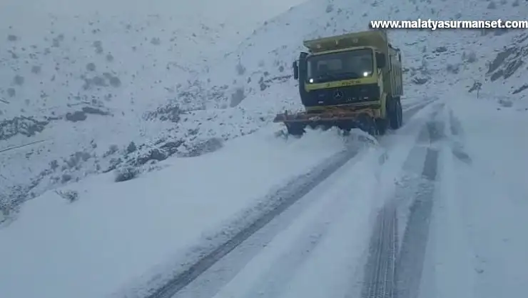 Malatya'da karla mücadele çalışmaları başladı