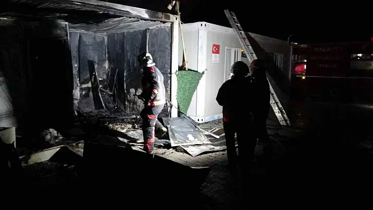 Malatya'da konteyner kentte korkutan yangın