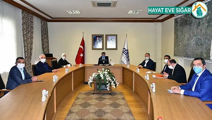 Malatya'da korona virüs salgını ile ilgili süreç ele alındı