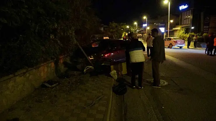 Malatya'da otomobil ile motosiklet çarpıştı: 2 yaralı